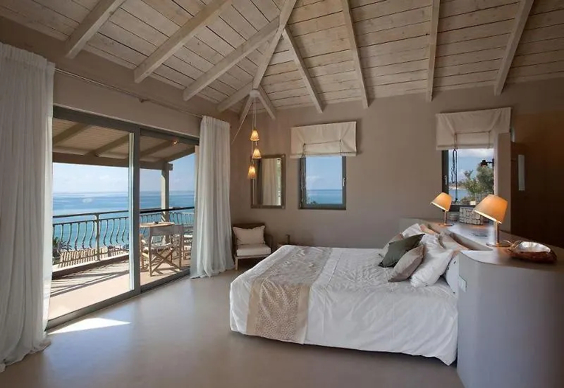 Hotel Ionian Sun Lourdata